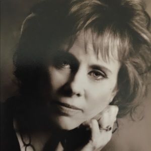 Meet your Posher, Linda